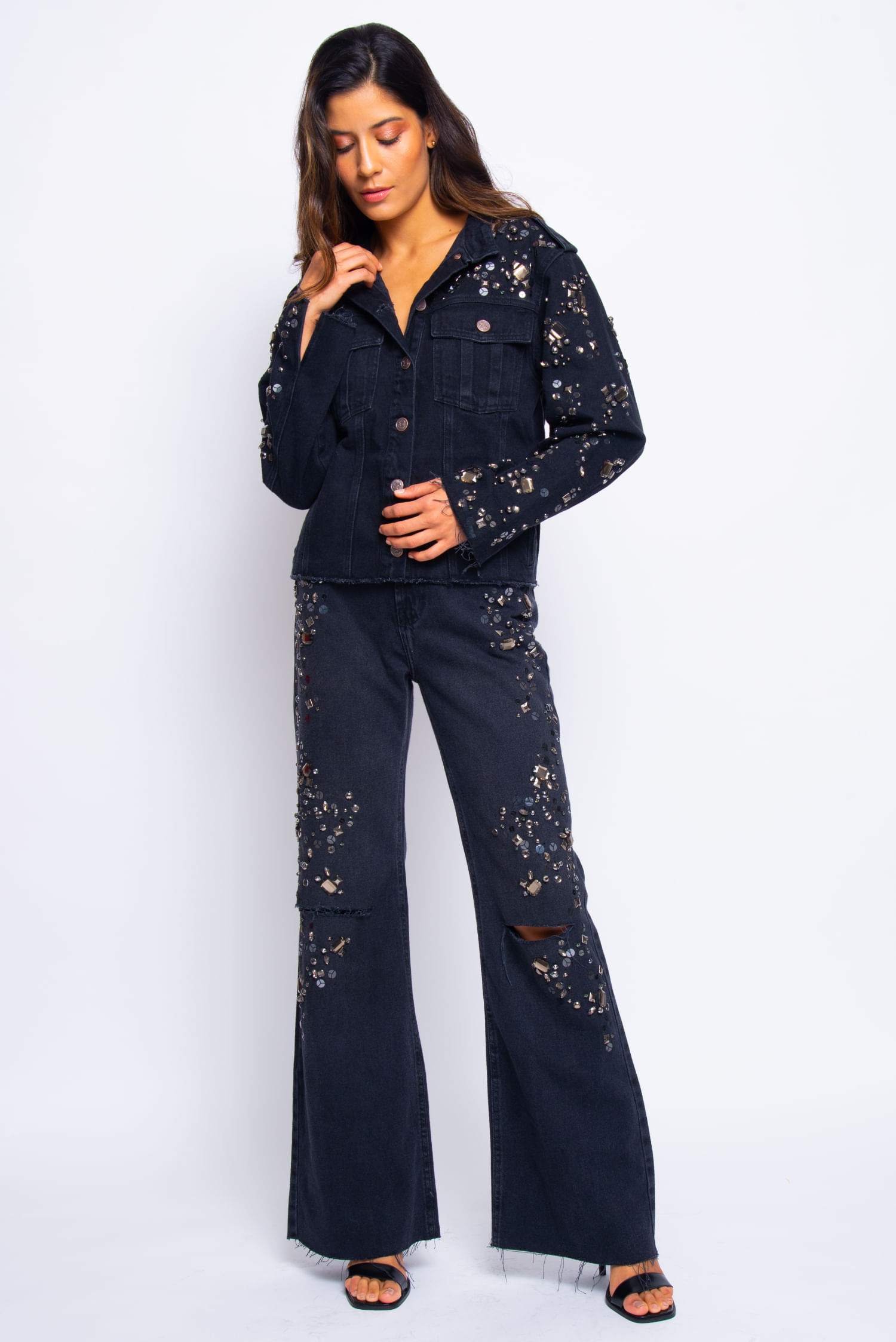 CALÇA WIDE LEG BORDADA