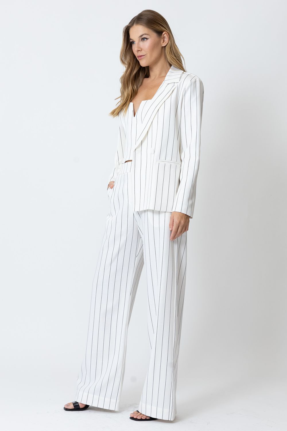 CALCA-F1309-E-TOP-F6832-BLAZER-F12312-LADO