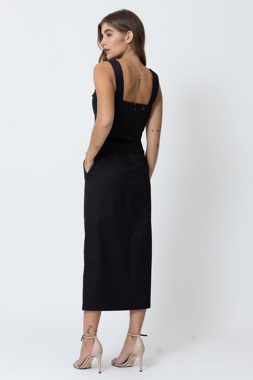 SAIA-F4169-E-BLUSA-F6831-COSTAS