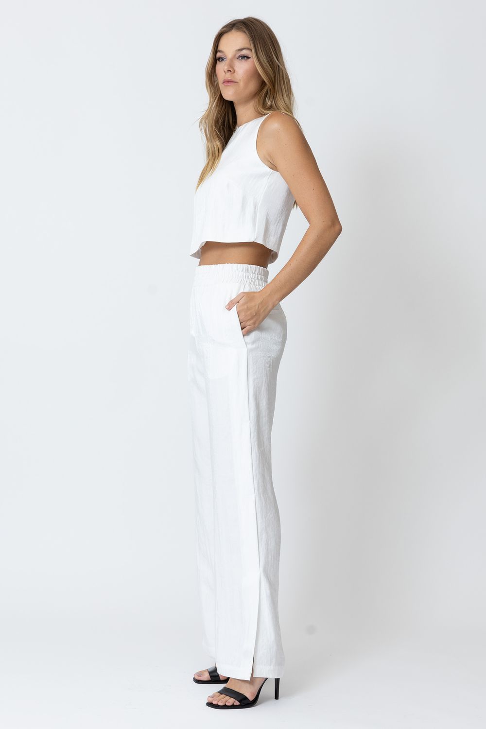 CALCA-F1307-E-BLUSA-F6844-LADO-BRANCA