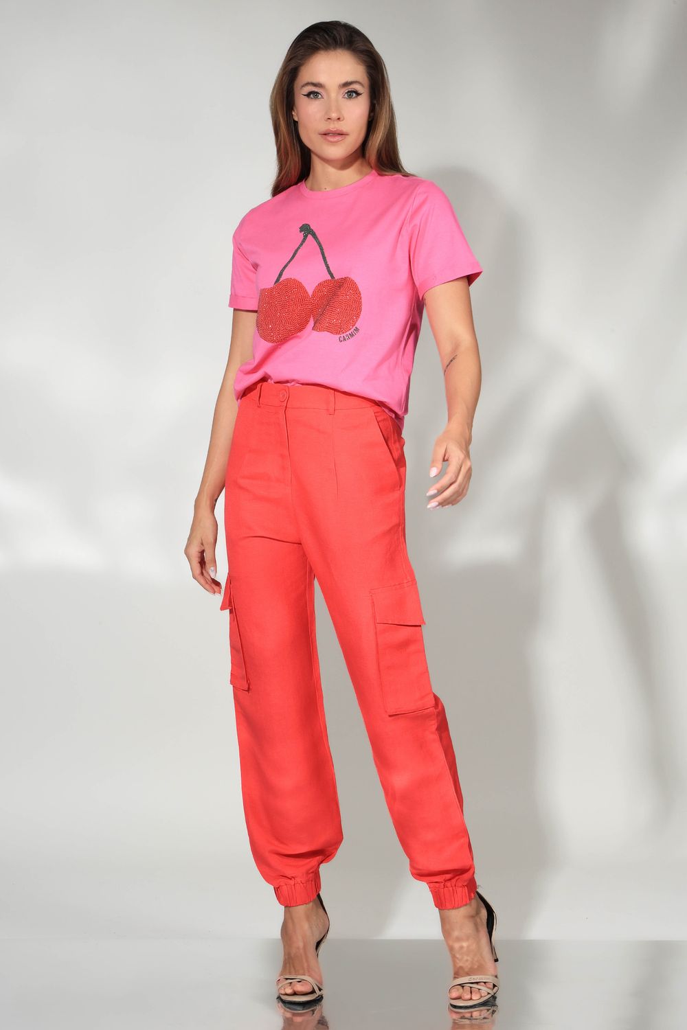 IMG_03798--T-SHIRT-C40583---CALCA-F1333-X