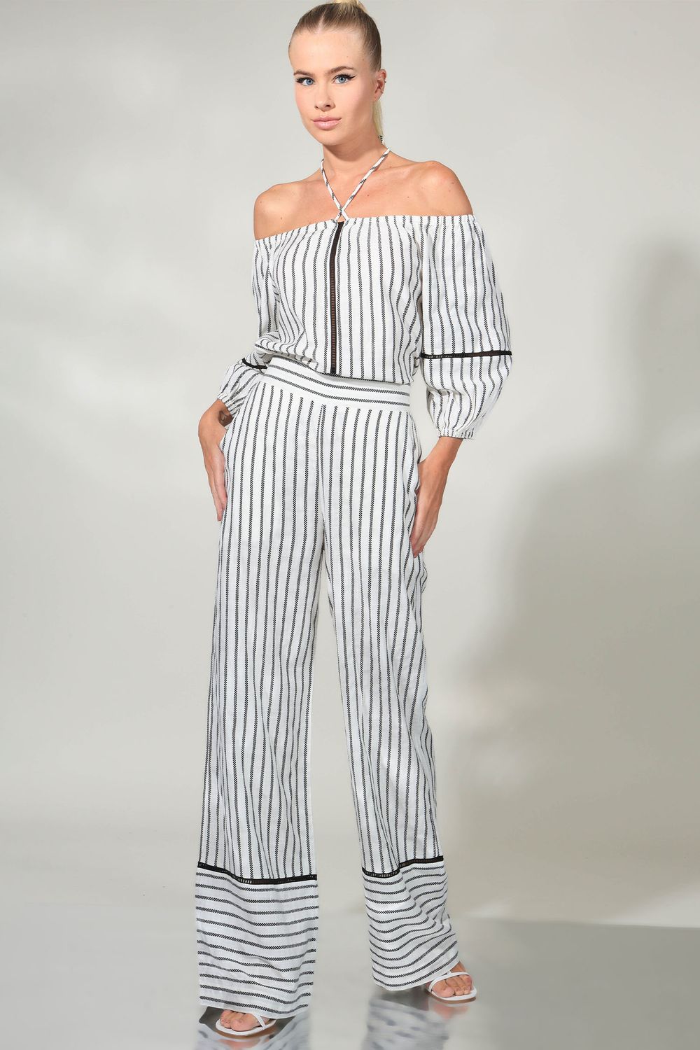 IMG_02055-BLUSA-F6875---CALCA-F1351-X_