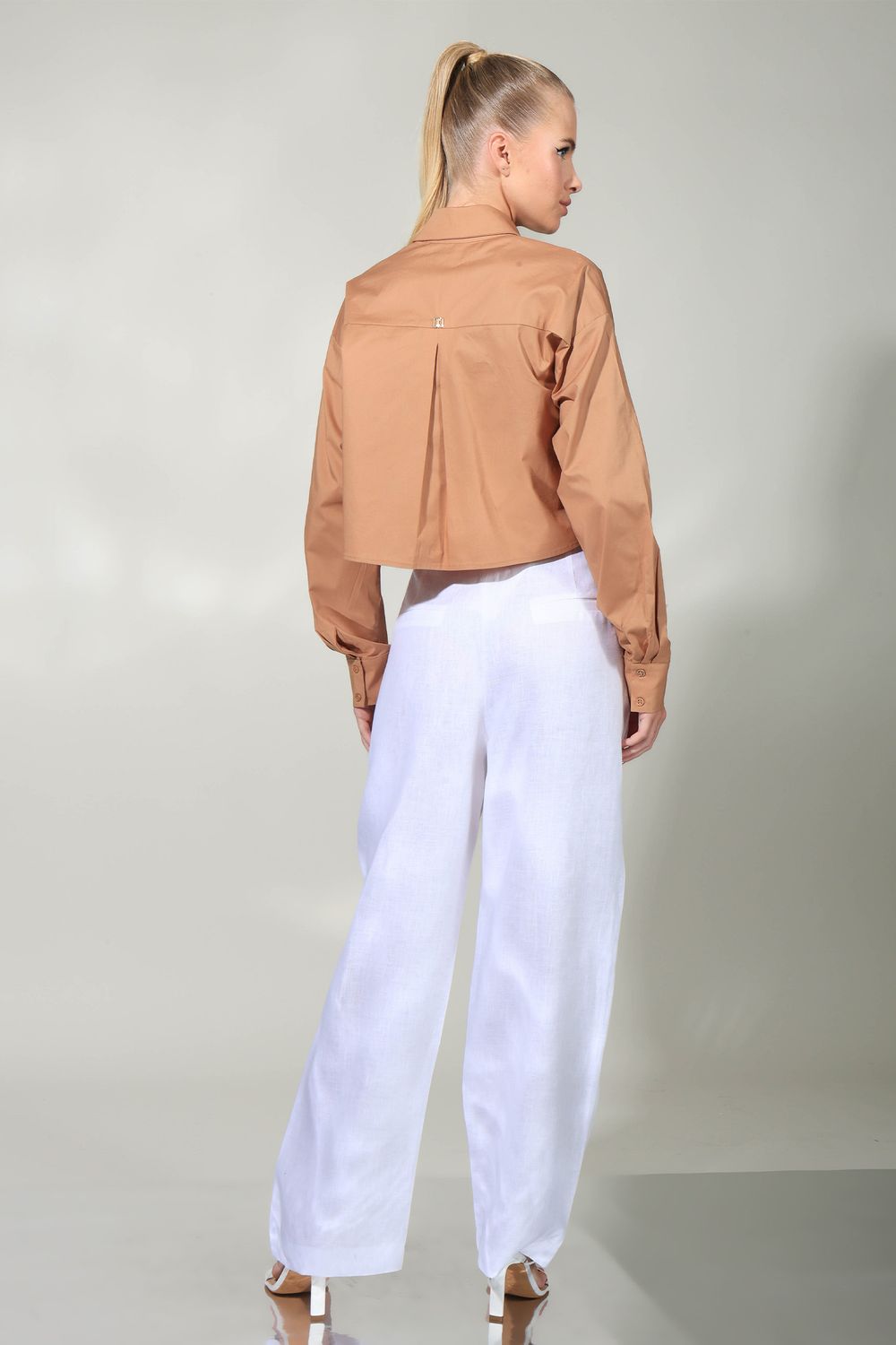 IMG_02224-CAMISA-F80222---CALCA-F1331-X_