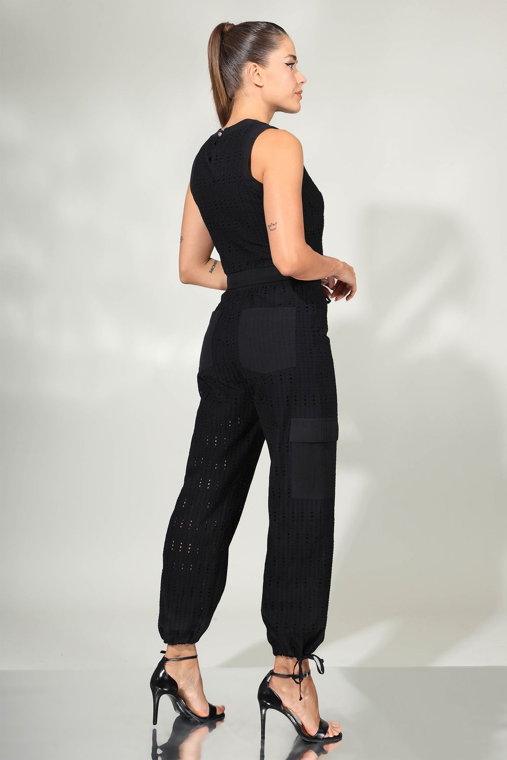 IMG_01491-BLUSA-F6869---CALCA---CALCA-F1344-X_