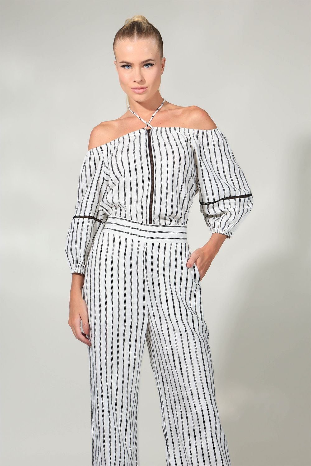 IMG_02049-BLUSA-F6875---CALCA-F1351-X-L