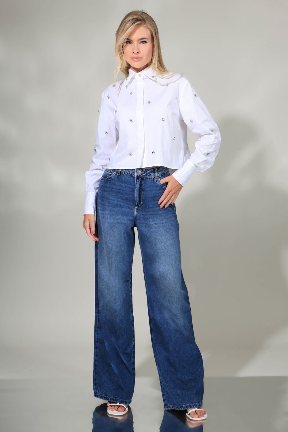 IMG_01627-CAMISA-F80225---CALCA-JE1256-X_