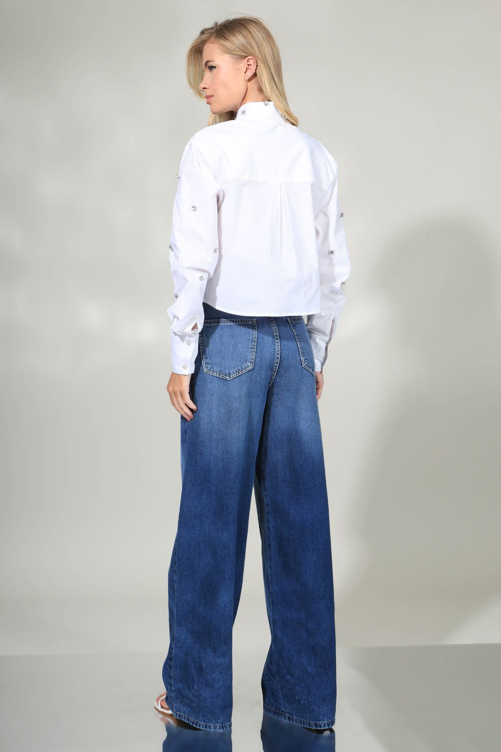 IMG_01635-CAMISA-F80225---CALCA-JE1256-X_