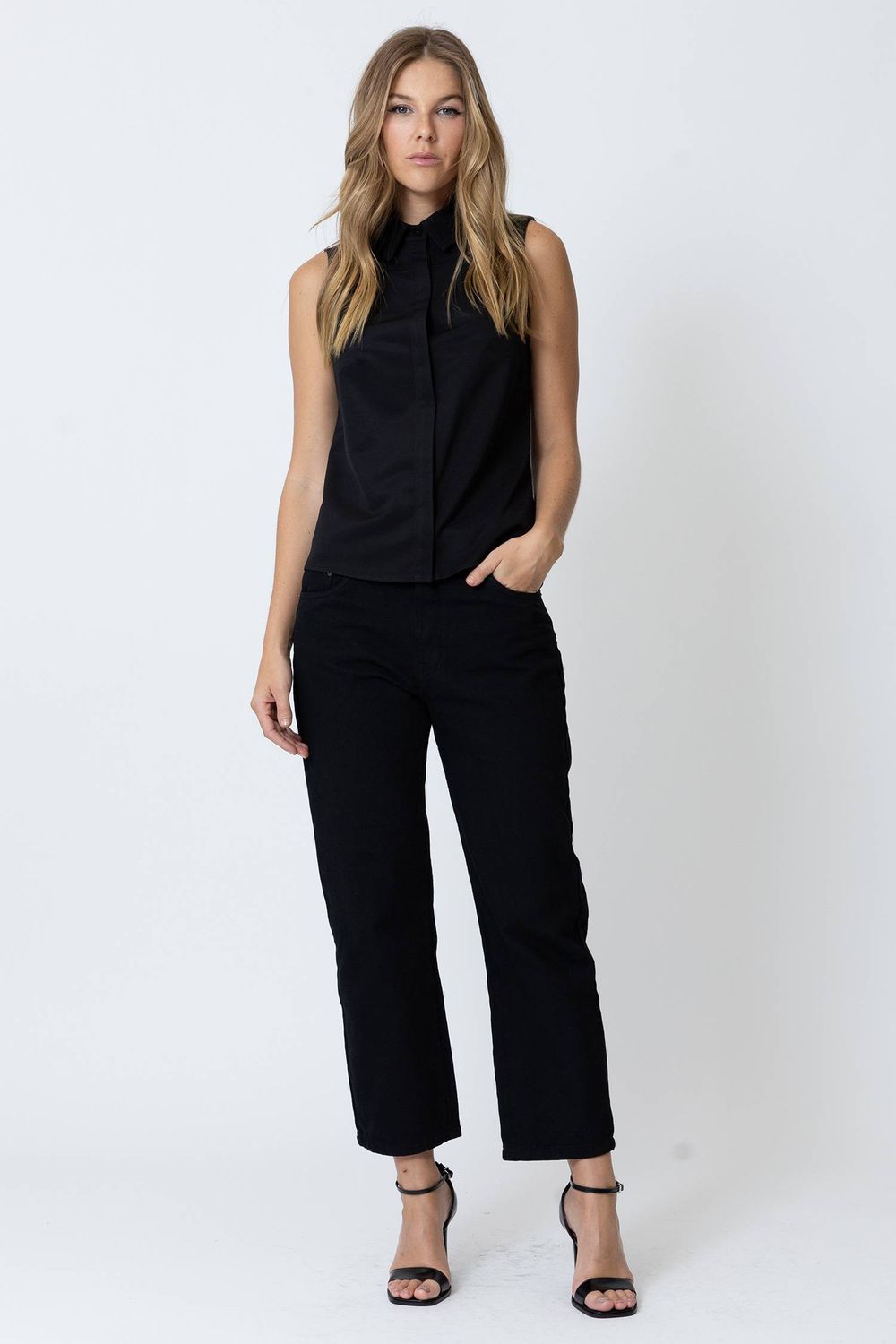 BLUSA-F6851-E-CALCA-JE1218-CAPA