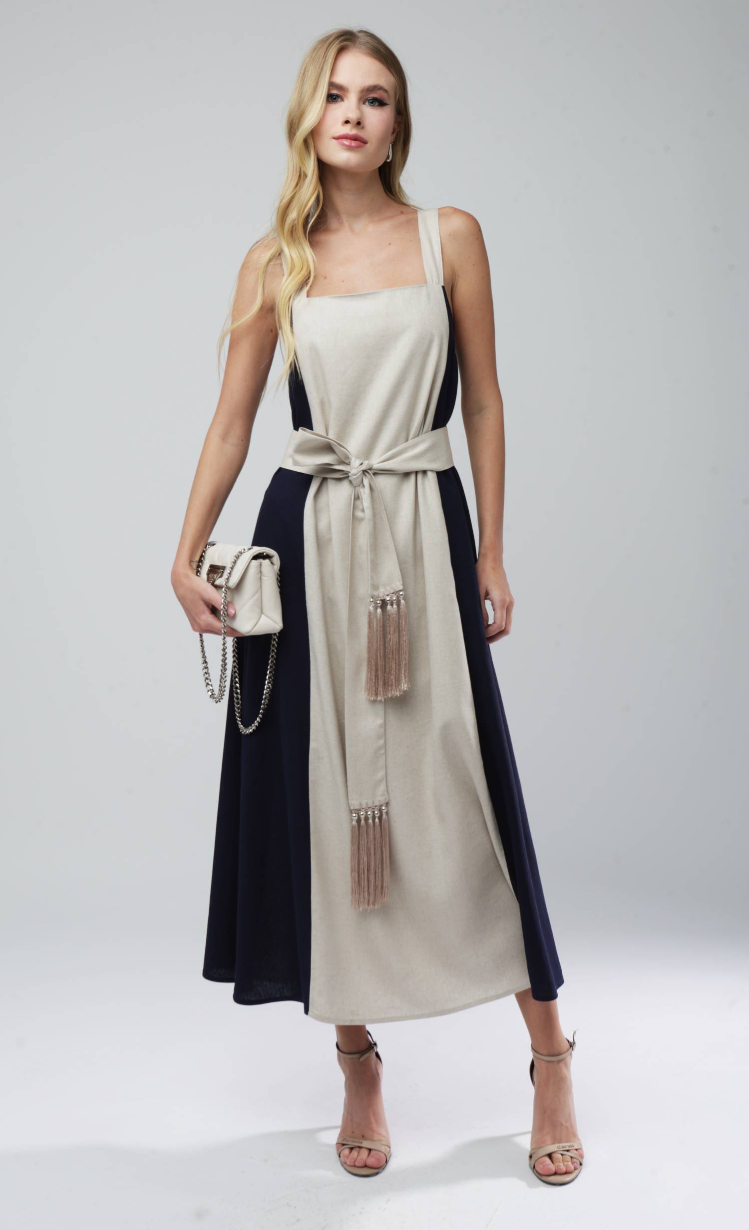 VESTIDO TASSIA