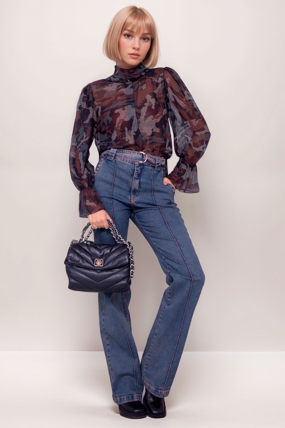 Calça Feminina Flare Sofie carmim