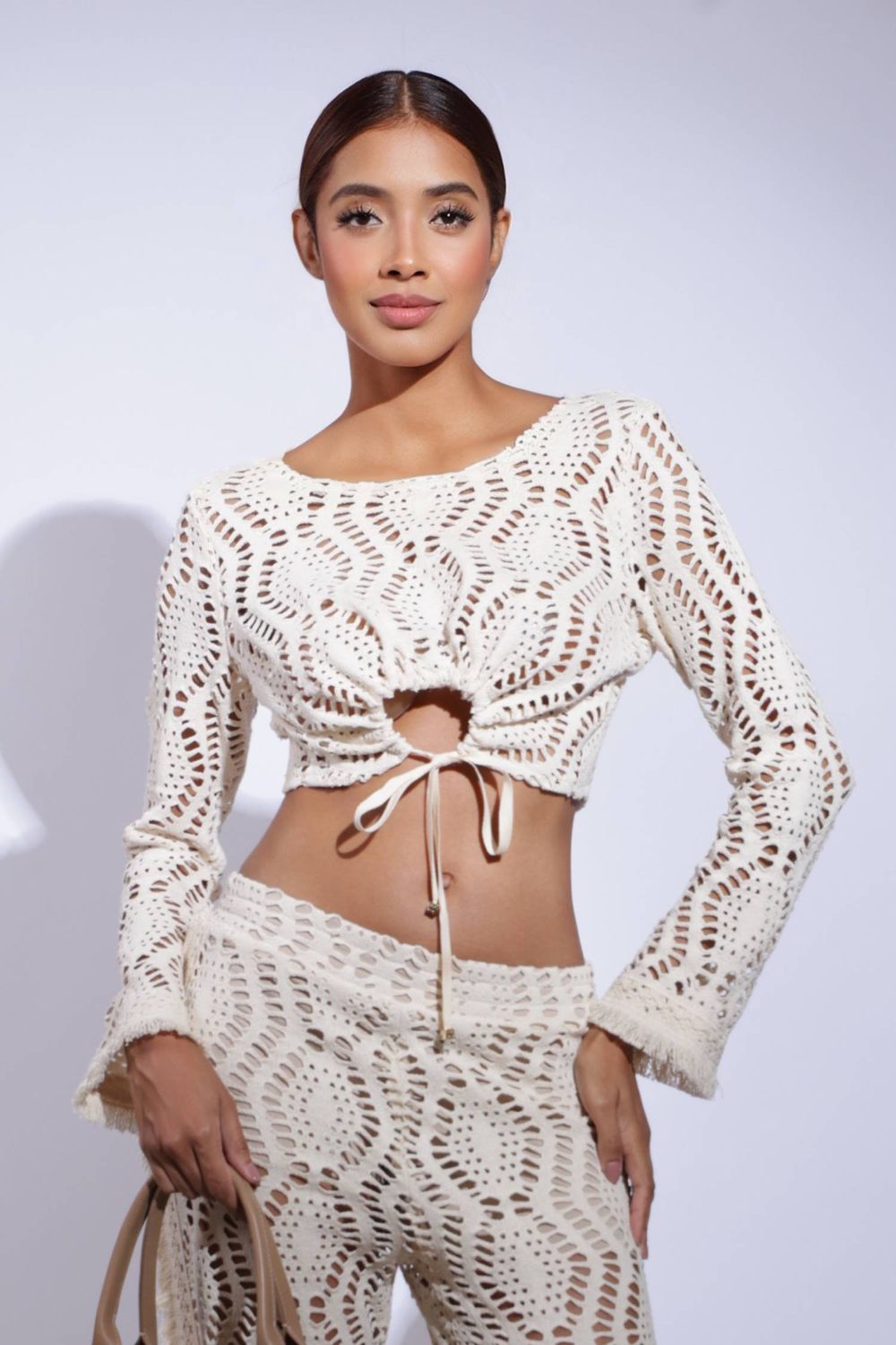 Facetune_13-08-2025-16-24-06