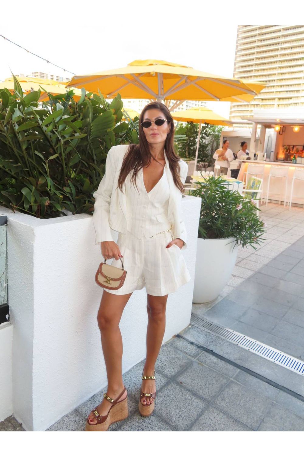 WhatsApp-Image-2025-10-21-at-09.50.11--2-